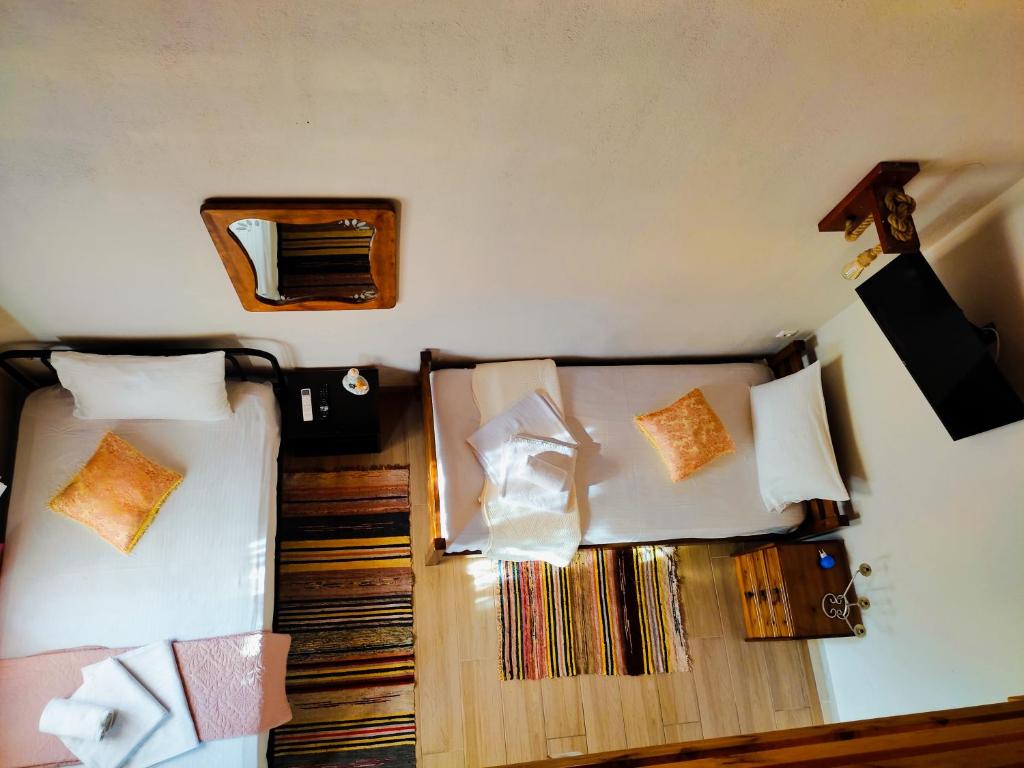 Διαμέρισμα Β - Δωμάτιο